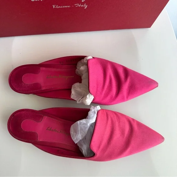 Salvatore Ferragamo Maida Satin Pointed Toe Low Heeled Mules in Fuchsia Pink - Picture 5 of 10